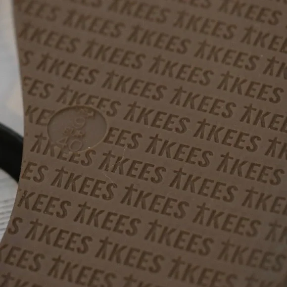 TKEES Women's Mariana Thong Sandals, Black, 9 NEW - Picture 3 of 6